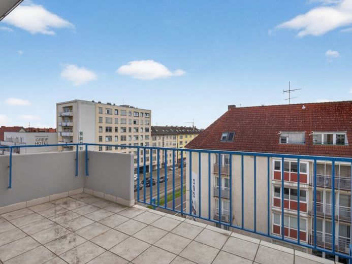 Affittato, funziona da solo – appartamento condiviso centrale con prospettive! – Foto 1