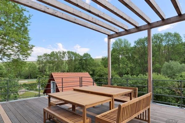 (EF0914_M) Erfurt: Möbisburg-Rhoda, muhteşem yeşil bir konumda modern, mobilyalı konut, Wi-Fi, balkon, hizmet