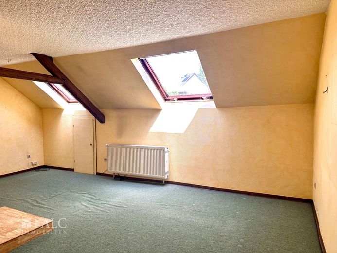 Preiswertes Familienhaus plus Baugrundstück! – Dachgeschoss