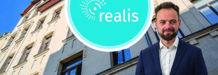 ALTBAUPERLE IM LUTHERVIERTEL: Charmante Denkmalwohnung mit Einbauküche in zentraler Lage