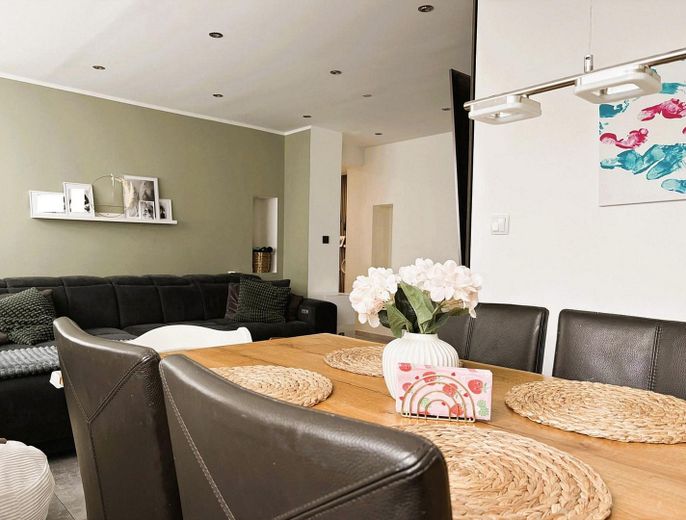 Ático rehabilitado integralmente con balcón orientado al sur, aire acondicionado y posibilidad de 2 unidades de vivienda – Foto 6