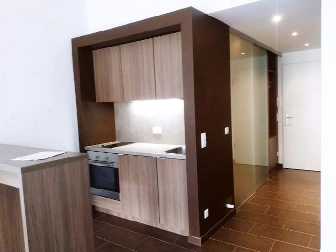 (provisionsfrei) moderne 1-Zimmer Wohnung mit Küche im Zentrum von München – Küche