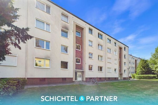Gröpelingen | Yenilenmeye ihtiyaç duyan yüksek giriş kat dairesi, balkonlu