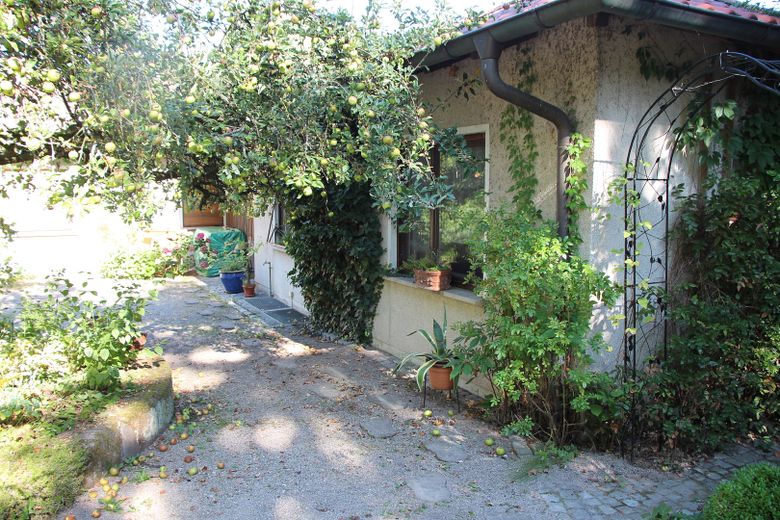 A breve termine: bungalow immerso nella natura in un ampio giardino – Foto 2