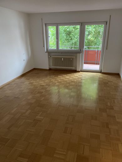 Schlafzimmer (leer)