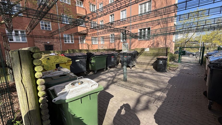 Leerstehende möblierte Wohnung nahe Innsbrucker Platz - direkt einziehen! – Müllplatz