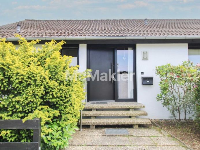 4 Zimmer Architektenhaus mit Kamin, Garten, Terrasse, Pkw-Stellplatz in Hondelage, Sackgassenlage – Foto 1