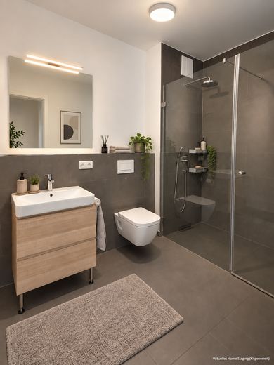 Modern & sofort bezugsfrei: 3-Zi.-Wohnung mit 2 Bädern & Loggia – provisionsfrei – Familienbad, KI