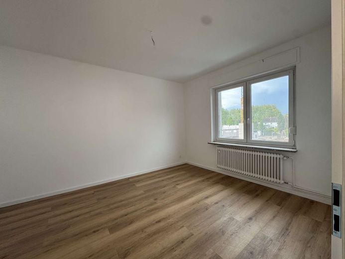 Helle frisch sanierte 2,5 Zimmer Wohnung in Bestlage von Wattenscheid - direkt am Aldi &amp; Netto – Schlafzimmer (3)
