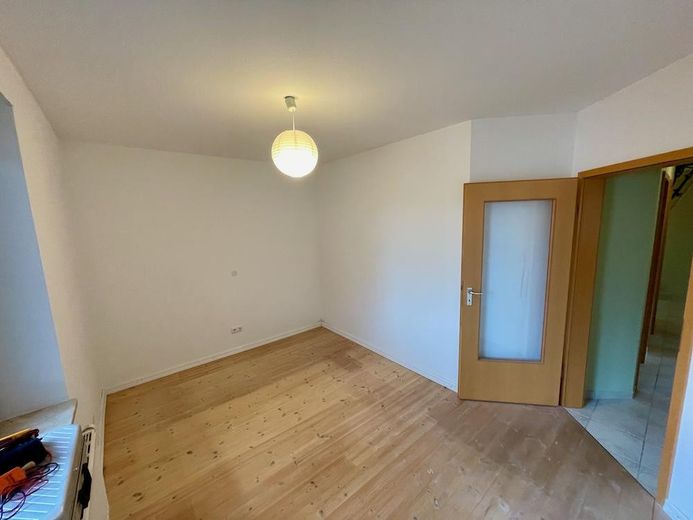 Nachhaltiger Bungalow mit Wintergarten, Garage und Garten – Kind 2 lt. Grundriss
