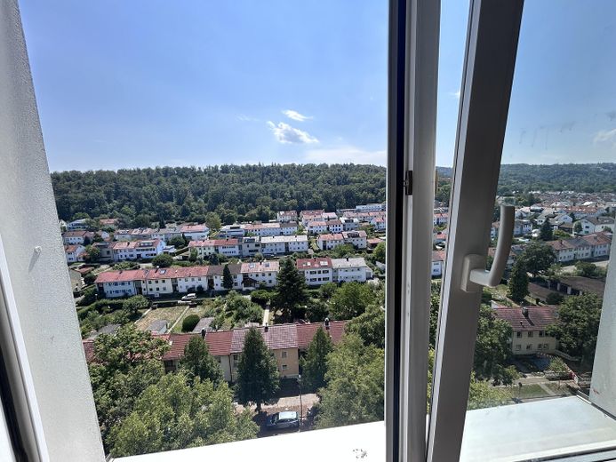 Moderno, luminoso e spazioso appartamento di 2 locali in affitto. – Foto 13
