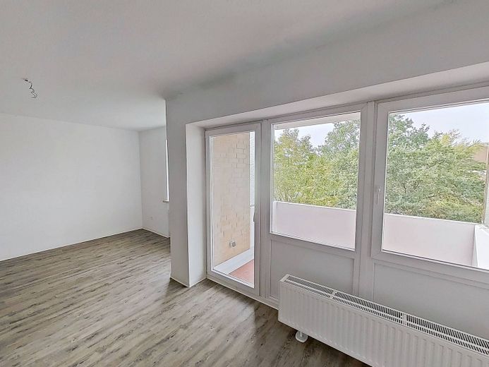 Apartamento individual bien distribuido con BALCÓN – Ansicht III: Wohn- und Schlaf…