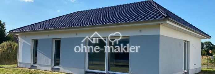 Senza commissioni, prima occupazione, affascinante bungalow con terreno incluso a Sonnewalde-Münchhausen!