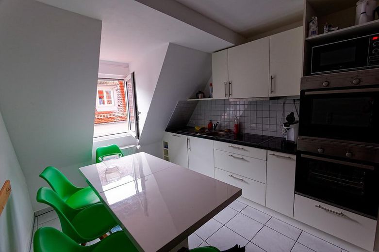 Package offer: Two student residences in Karlsruhe – Küche OG2