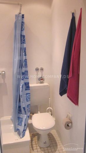 شقة مريحة من 1,5 غرفة في قلب كيل، مفروشة – 8469f3c07efd2cb3cd59dd6a9182417426571da5.jpg