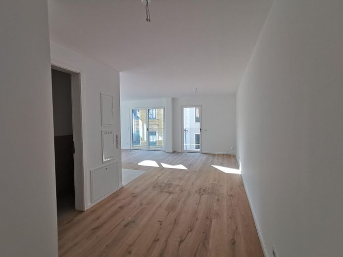 2-Zimmer-Wohnung im Dreimühlenviertel – Flur und Wohnzimmer