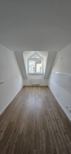 Modernes Wohnen in zentraler Lage – 4-Zimmer-Wohnung nach Sanierung – Küche