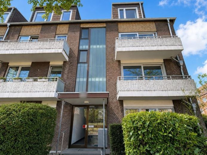 Großzügige 2-Zimmer-Wohnung zentral in Kaiserswerth – Foto 1