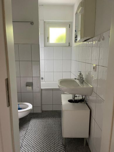 Vermietung einer 2 Zimmer-Wohnung in der St.-Georgen-Straße 1. 75175 Pforzheim – Bad