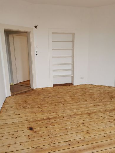 OF HBF-3 ZKB Altbau – Wohnzimmer