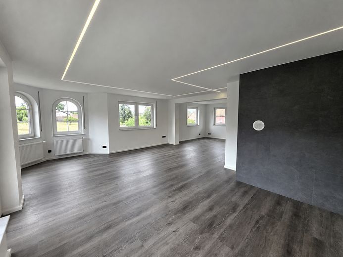 Provisionsfreie Maisonettewohnung mit ca. 123 m², 4,5 Zimmern und hochwertiger Ausstattung – Wohnbereich