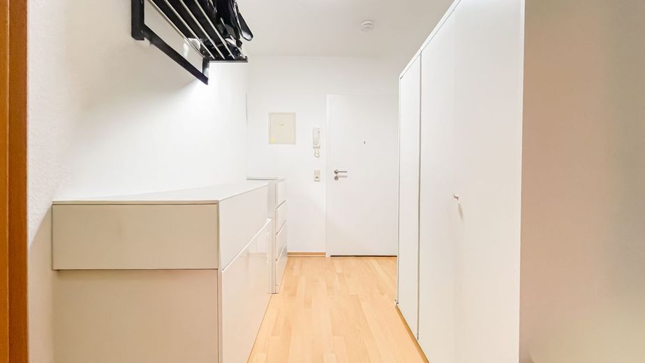 Mainz-Finthen: Gemütliche 2-ZKB-Wohnung; tolles Raumgefühl; 70m²; Wohlfühl-Loggia! – Eingangsbereich