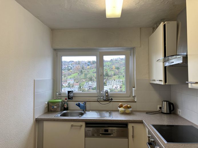 Appartamento di 3,5 locali a Esslingen St. Bernhardt da privato – Küche