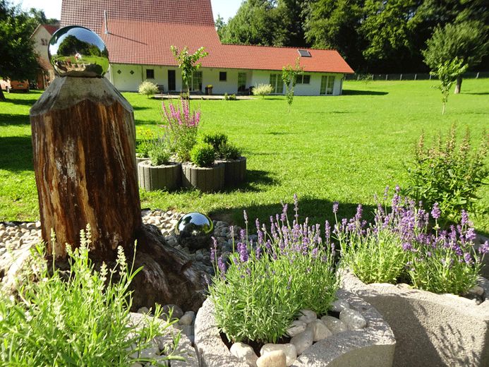 Fertiggestelltes Anwesen Nähe Bodensee, Schweiz, Alleinlage, Kur- und Bäderstadt Bad Saulgau – Photo 1