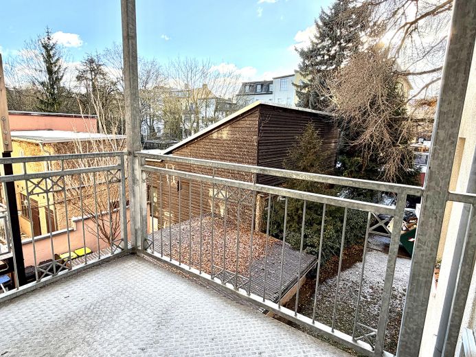 Attraktive 3-Zimmer-Wohnung mit Balkon in begehrter Lage von Weimar – Westvorstadt – Musterbild - selber Schnitt