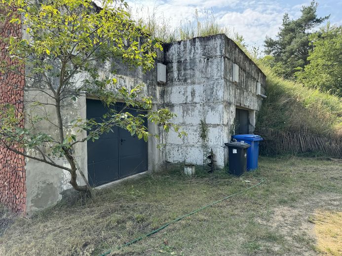 Seite Bunker/Technik