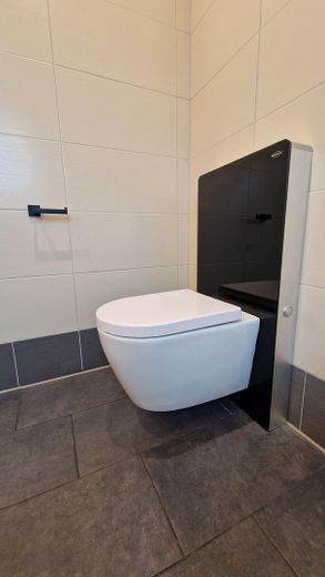 Designer WC m. elekt. Spühlung