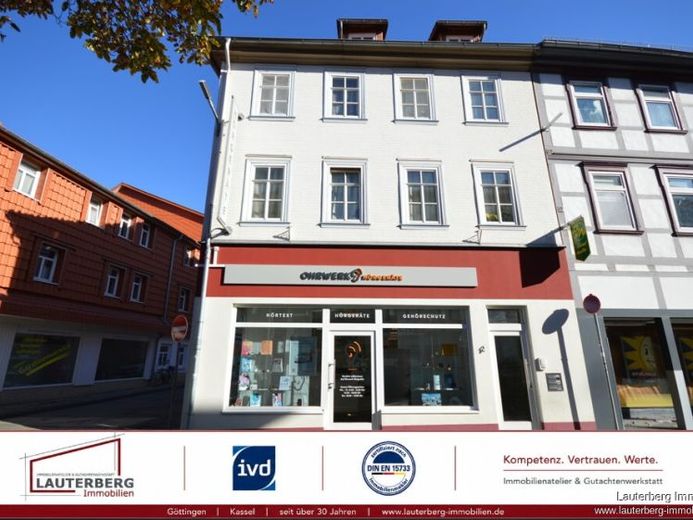 Charmantes, vollvermietetes Wohn- und Geschäftshaus im Herzen von Northeim! – फोटो 1