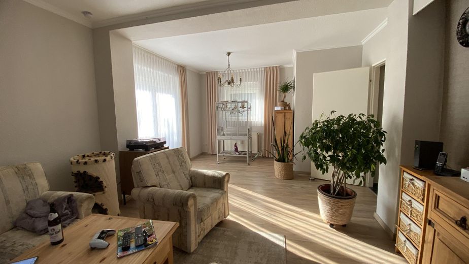 Provisionsfrei: Freistehendes Zweifamilienhaus im grünen Berlin-Heiligensee – EG Wohnzimmer u. Essecke