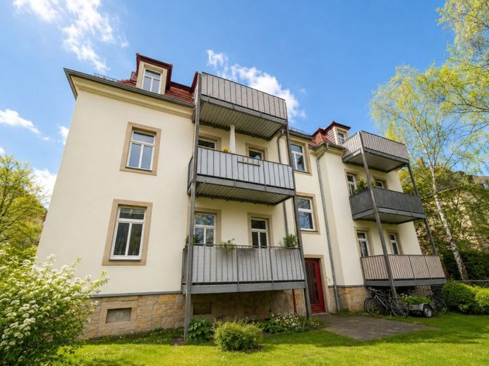 SCHÖNE 3-RAUM WOHNUNG IN RUHIGER LAGE – फोटो 1