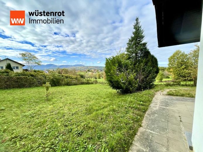 *EINZIGARTIGES URLAUBSGEFÜHL: Kleines Einfamilienhaus mit großem Grundstück, Terrasse, Carport uvm* – Foto 1