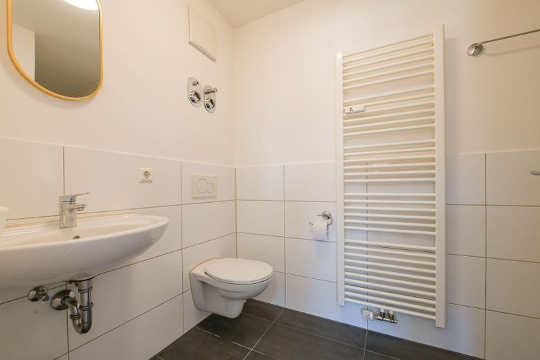 Moderne, möbilierte 2-Zi. Wohnung - Komfort Put – Foto 11