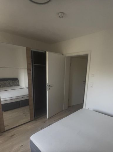 Komplett Möbelierte 3 Zimmer Wohnung – Foto 3