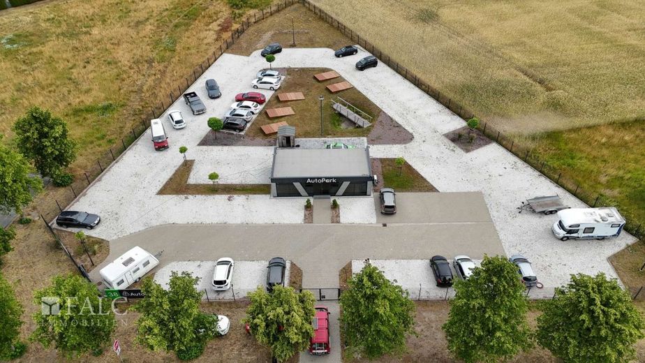 Affitto: terreno commerciale in posizione top - 3.001 m² con eccellente collegamento ai trasporti - FALC Immobilien – Luftaufnahme