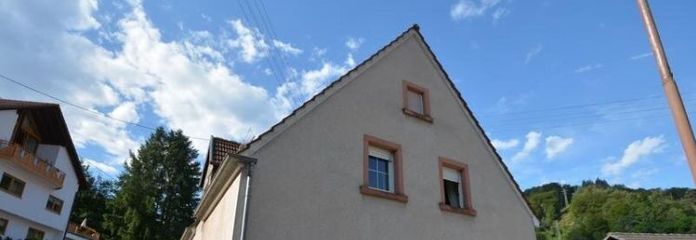 Sonderpreis 2 Generationen Haus mit Sanierungsaufwand