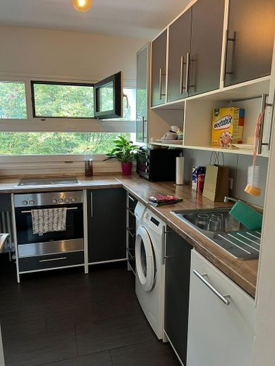 Tasteful 3-room apartment with upscale interior and balcony in Munich Perlach – Foto 19