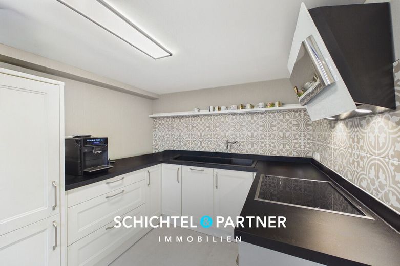 Osterholz | Bezugsfrei: Familienhaus mit liebevollem Garten und Garage – S&amp;P | Küche