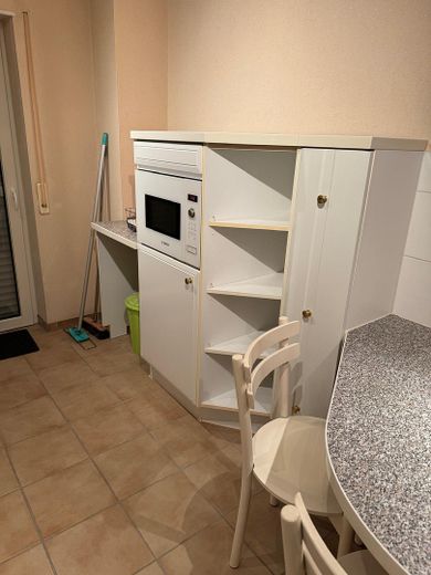 Attraktive 3-Zimmer-Erdgeschosswohnung mit Loggia, Garage und Blick ins Grüne – sofort bezugsbereit – Foto 3