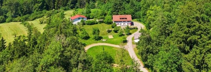 360° | Między romantyką ogniska a kuchnią zbiorowego żywienia: tutaj gotuje się wizje