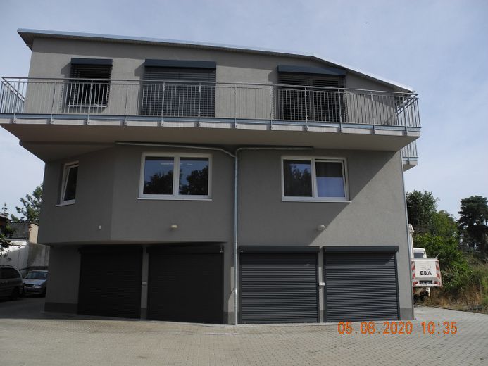 Aussenansicht mit Balkon