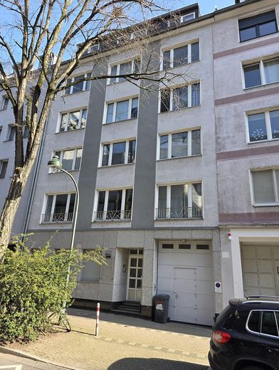 Die Solitärfläche in Düsseldorf : Exklusivität unter dem Dach – Foto 10