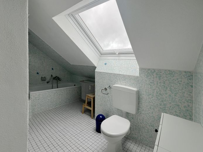 Bad Dachwohnung