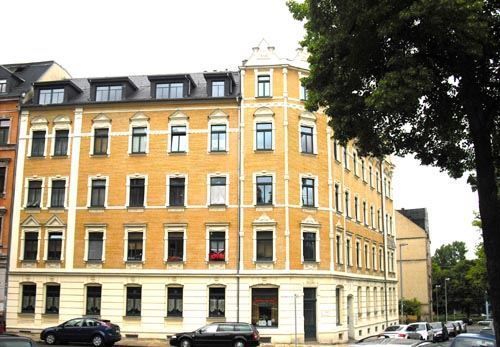 Gepflegte 3-Zimmer mit Laminat und Wannenbad in Uni- und Zentrumsnähe* – rem47_k