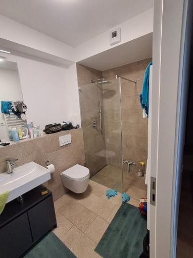 Unverbaubare Fernsicht bietet diese luxuriöse lichtdurchflutete südliche Wohnung in bester Lage im Europaviertel inklusive Concierge – Foto 9