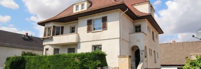 Hist. Denkmal-Villa, 300 m² Wfl., 11 Zi. großes Gartengrundstück + Nebengelass +++PROVISIONSFREI+++