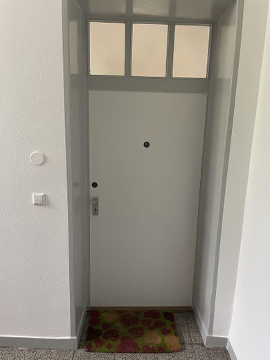 Innenstadt Ost am Westfalenpark: 3,5-Zi.-Wohnung mit Südwestbalkon und Küche! – Wohnungseingang